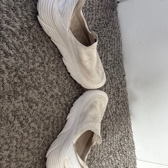 Hoka White Sneakers Slip-On Casual - Picture 6 of 8